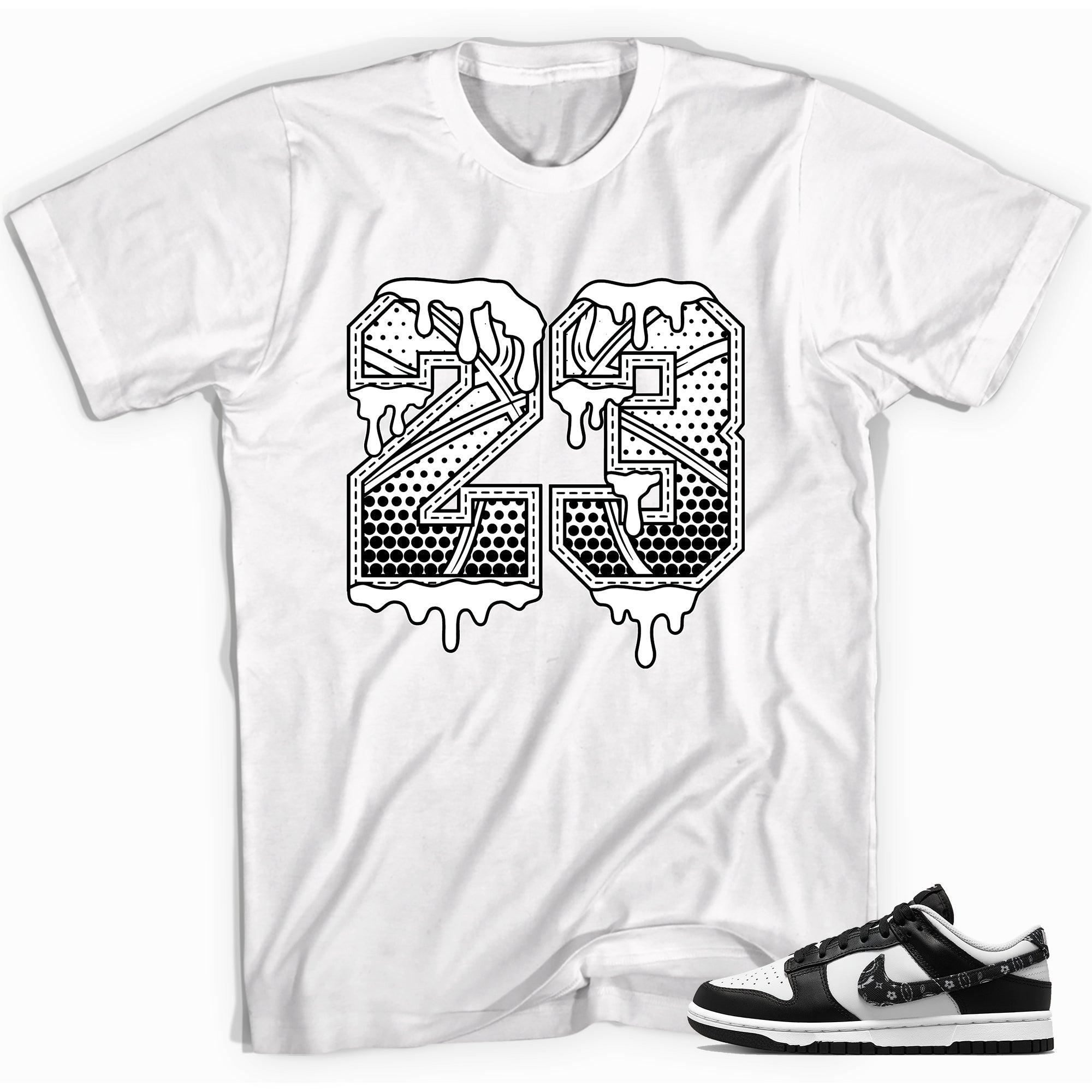 23 Ball T-Shirt Nike Dunk Low Essential Black Paisley photo
